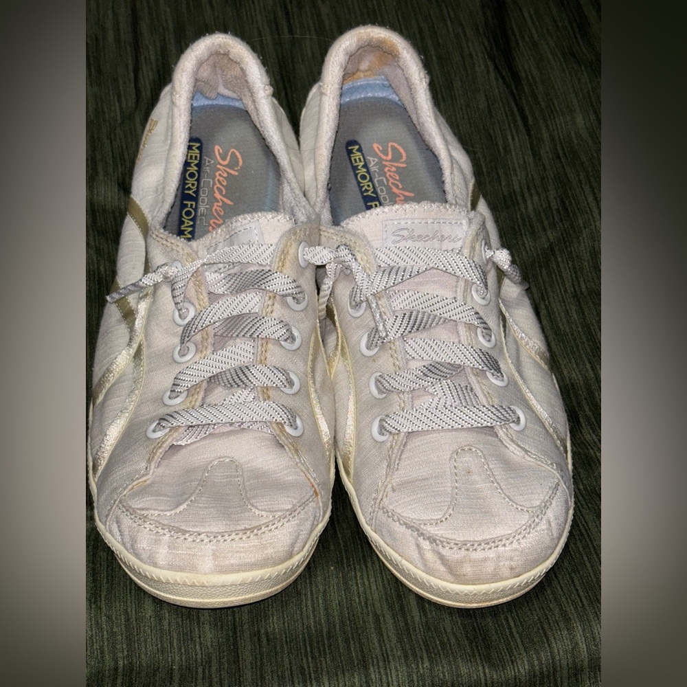 Skechers Air Cooled Memory Foam Slip on Sneaker Shoe